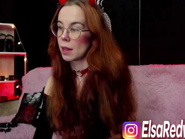 Live sex webcam photo for ElsaRedwood #273410092