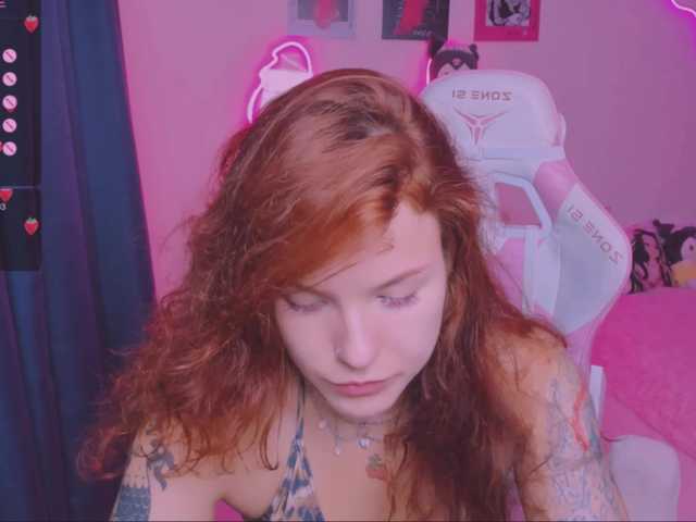 Live sex webcam photo for Elsie-Ginger #280897318