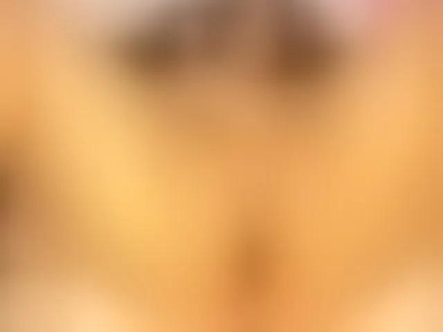 Live sex webcam photo for ElsieMorriss #293389634