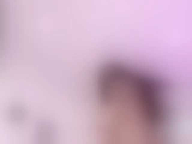 Live sex webcam photo for ElsieMorriss #293753584