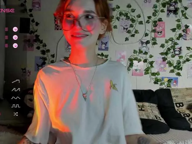 Live sex webcam photo for Elven1kiss #289598866