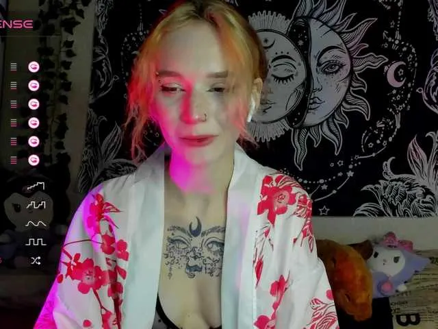 Live sex webcam photo for Elven1kiss #290127177