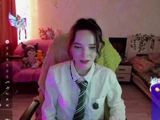 Live sex webcam photo for Elven1kiss #290415316