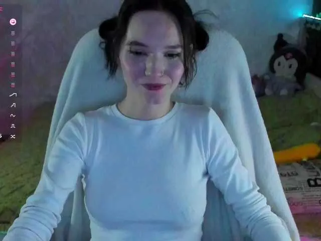 Live sex webcam photo for Elven1kiss #290747585
