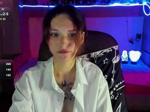 Live sex webcam photo for Elven1kiss #291343372