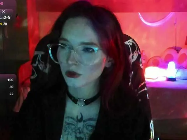 Live sex webcam photo for Elven1kiss #291597390