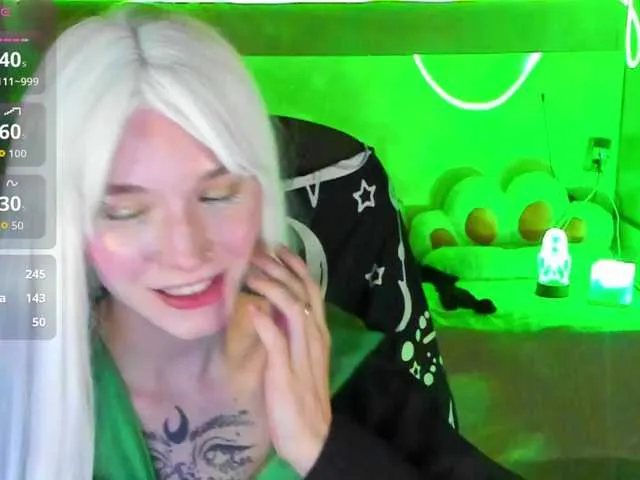 Live sex webcam photo for Elven1kiss #291659760