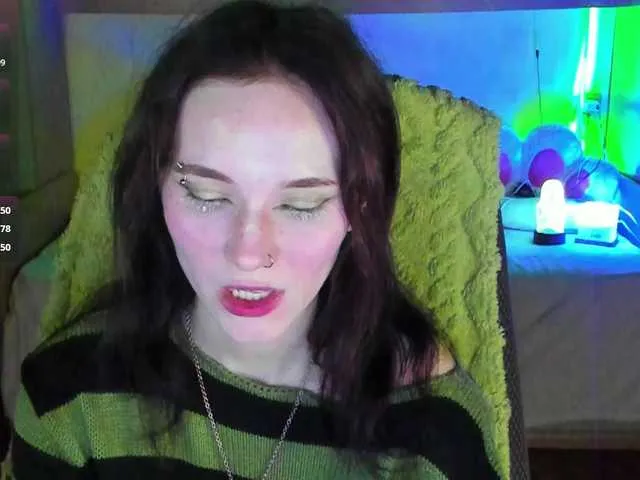 Live sex webcam photo for Elven1kiss #291748858