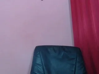 Live sex webcam photo for Ely1994 #160891814