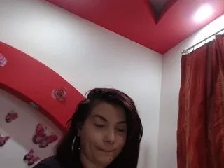 Live sex webcam photo for Ely1994 #162785645