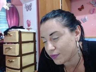 Live sex webcam photo for Ely1994 #170562590