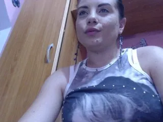 Live sex webcam photo for Ely1994 #171702978