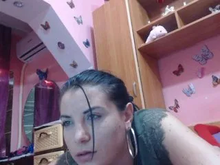 Live sex webcam photo for Ely1994 #172705791