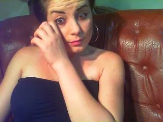 Live sex webcam photo for Ely1994 #178675303