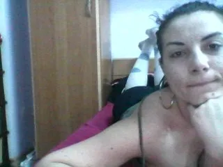 Live sex webcam photo for Ely1994 #194733201