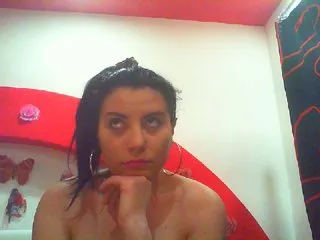 Live sex webcam photo for Ely1994 #202509484