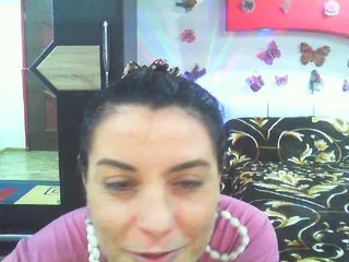 Live sex webcam photo for Ely1994 #203252417