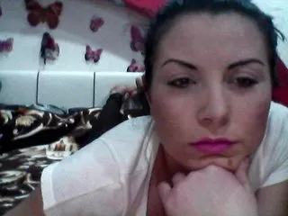 Live sex webcam photo for Ely1994 #204589536