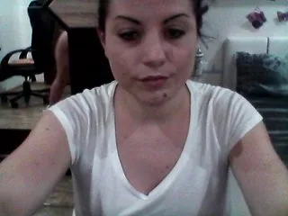Live sex webcam photo for Ely1994 #205319820