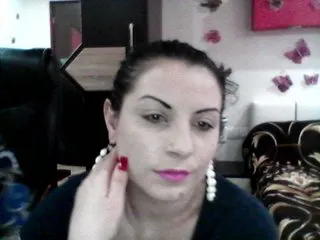 Live sex webcam photo for Ely1994 #205965939