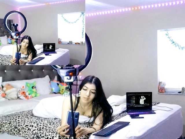 Live sex webcam photo for ElyMarie #277202306