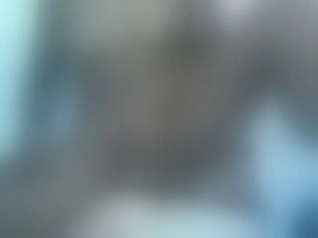 Live sex webcam photo for Elynah #273326987