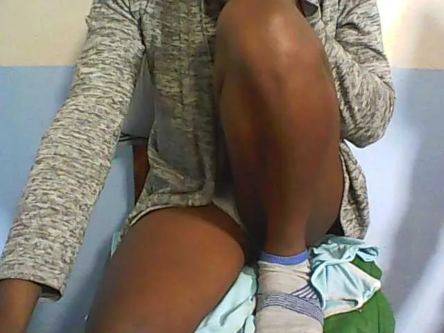 Live sex webcam photo for Elynah #273979510