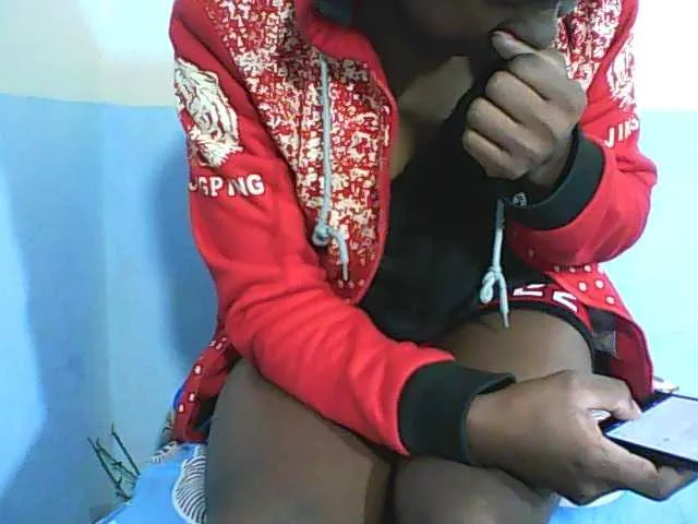 Live sex webcam photo for Elynah #274097307
