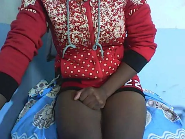 Live sex webcam photo for Elynah #274107778
