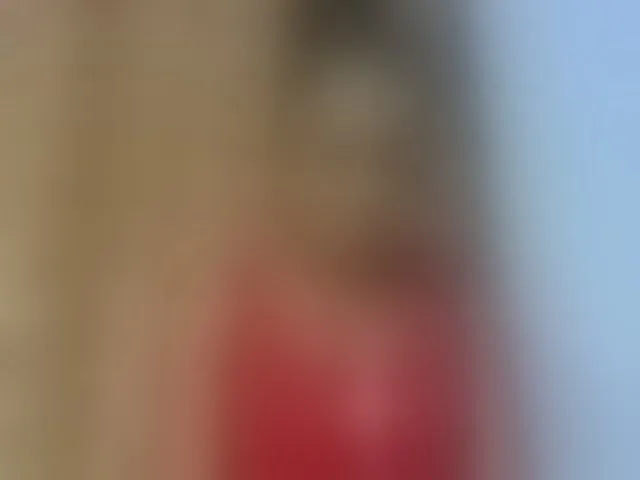 Live sex webcam photo for Elysa7 #293480092