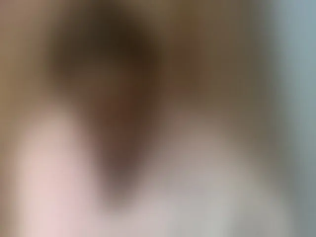 Live sex webcam photo for Elysa7 #293865635