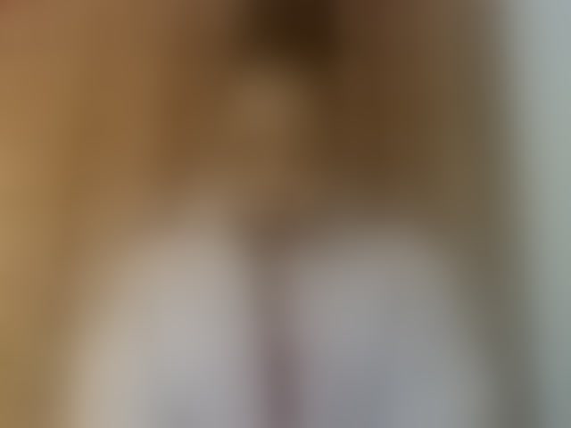 Live sex webcam photo for Elysa7 #294129460