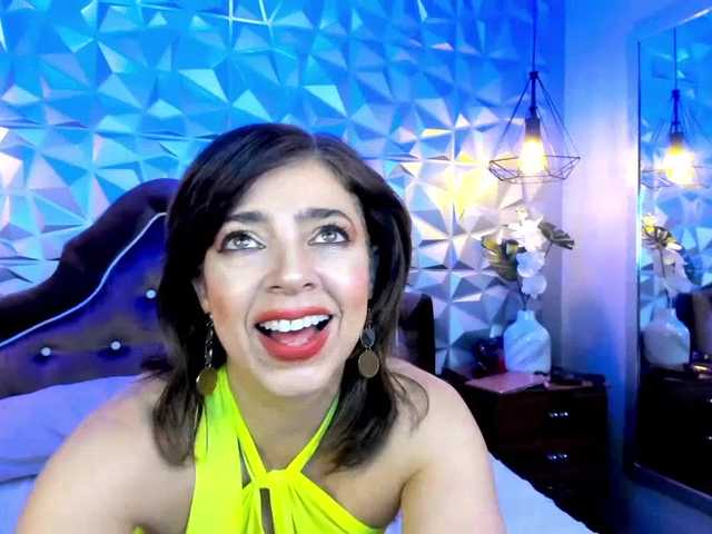 Live sex webcam photo for ElyssaGray #274509151