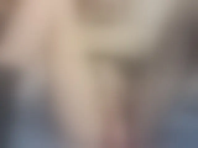 Live sex webcam photo for EmaMiller #293028566