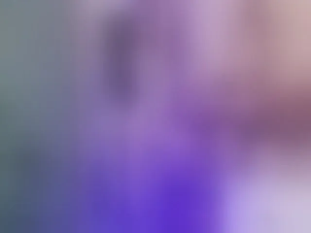 Live sex webcam photo for EmaMiller #293440681