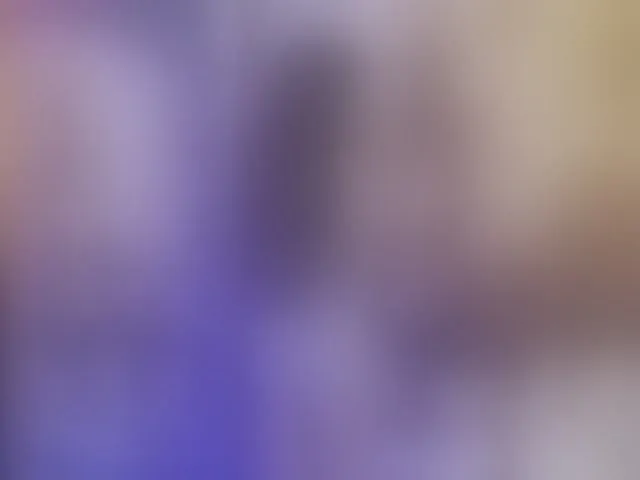 Live sex webcam photo for EmaMiller #293894203