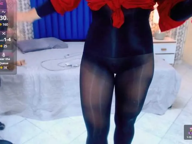 Live sex webcam photo for EmaWrigth #290403732