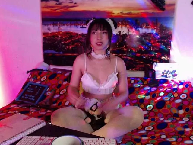 Live sex webcam photo for Emaparis #276255289