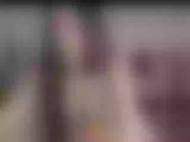 Live sex webcam photo for Emasweetxx #290835655