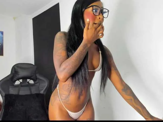 Live sex webcam photo for Emattaylor #291506971