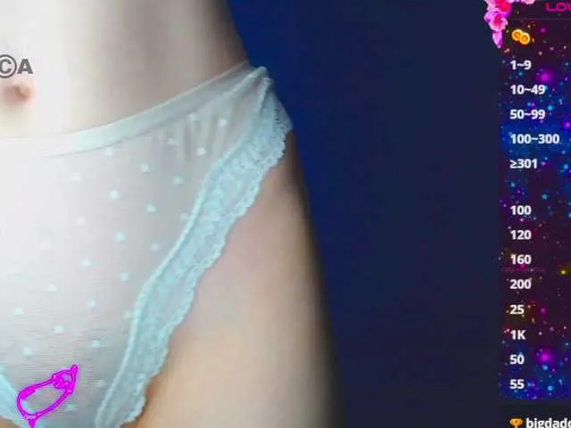Live sex webcam photo for Emelicristal #290982934