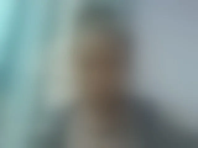 Live sex webcam photo for Emelie1a #293789506