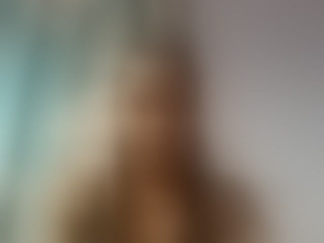Live sex webcam photo for Emelie1a #294040564