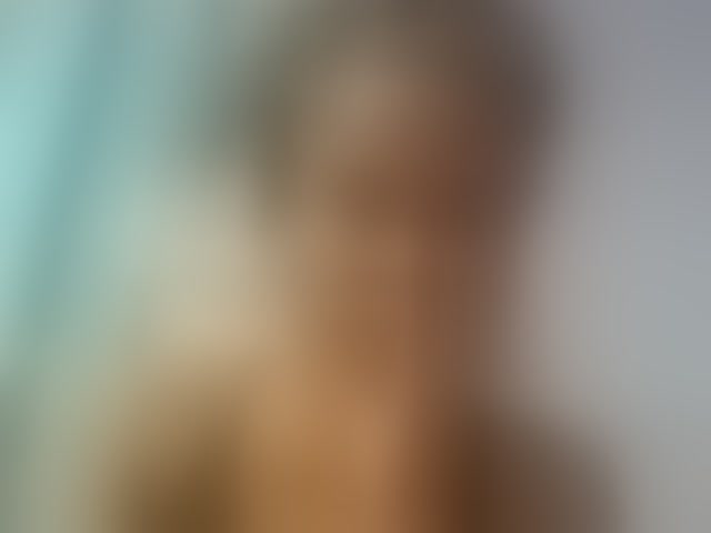 Live sex webcam photo for Emelie1a #294054613
