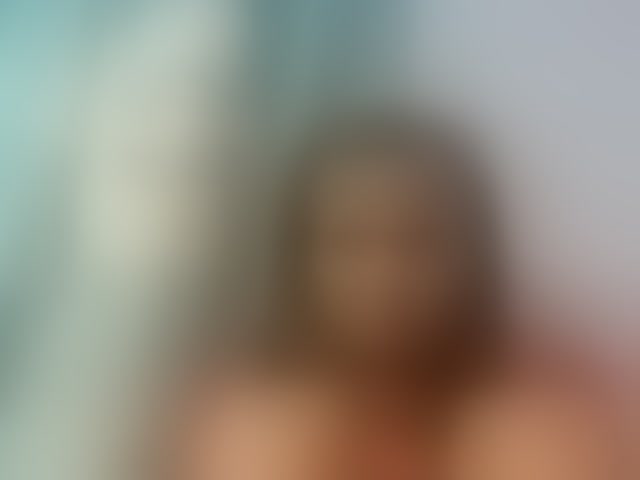 Live sex webcam photo for Emelie1a #294130615