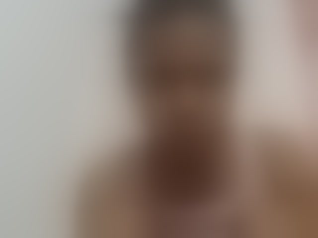Live sex webcam photo for Emelie1a #294273935