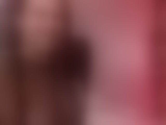 Live sex webcam photo for EmelyGlory #293796066