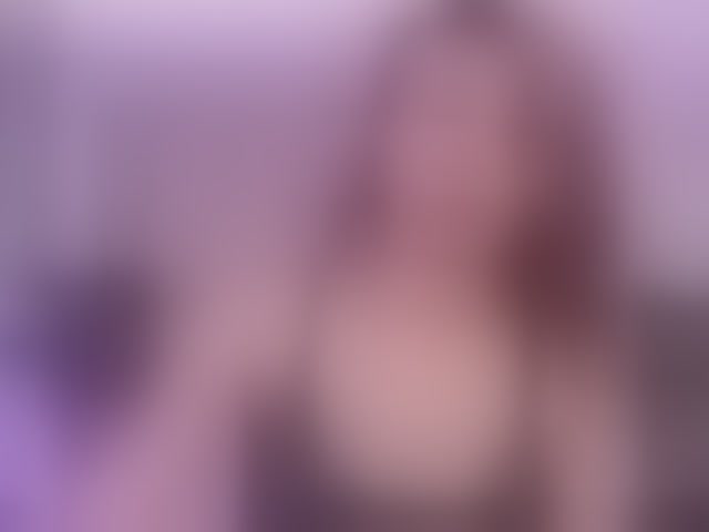 Live sex webcam photo for EmelyGlory #293837476