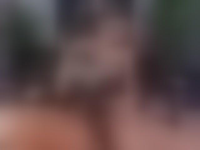 Live sex webcam photo for EmelyGlory #294033593