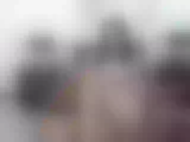 Live sex webcam photo for EmelyRose69 #276249619
